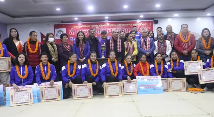 नेकोसद्वारा खेलाडी सम्मानित