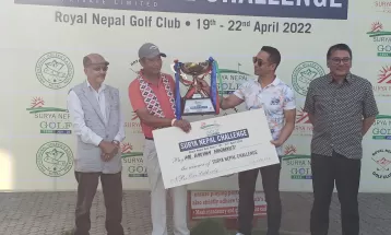 सूर्य नेपाल च्यालेन्ज गल्फ प्रतियोगिताको उपाधि भुवनलाई