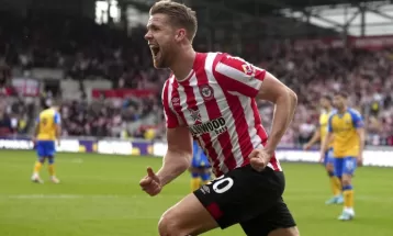 Brentford beats Southampton 3-0 to boost hopes for top-10
