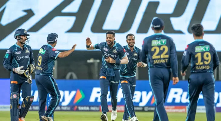 गुजरात आईपीएलको शीर्ष स्थानमा रहँदै प्लेअफमा प्रवेश