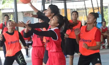 महिला खुला बास्केटबलमा रोयल विजयी