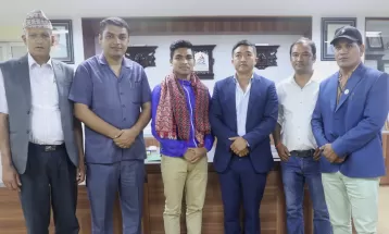 मुवाँथाई खेलाडी गुणराजलाई बधाइ