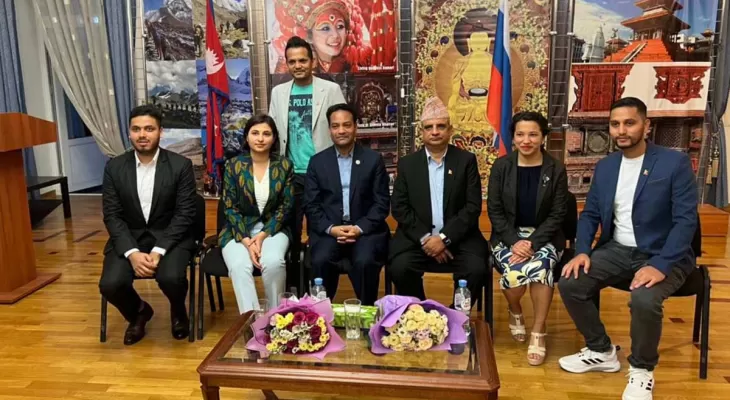 खेलकुदमन्त्री गहतराज र एनआरएन रुसका पदाधिकारीबीच छलफल