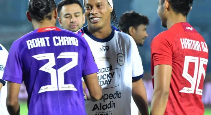 रोनाल्डिन्होसँग खेल्न पाउनु अद्भुत र भाग्यशाली : रोहित चन्द