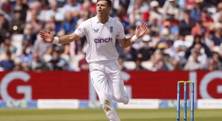 England's Anderson calls for aggressive approach with bat