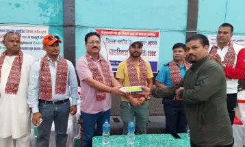 जिल्लास्तरीय ब्याडमिन्टन प्रतियोगिता सुरु