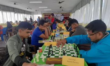 बुद्धिचाल प्रतियोगिताको खुलातर्फ एनआरएनएका आशिषको एकल अग्रता