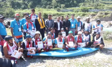 नवौं राष्ट्रिय : र्‍याफ्टिङ्ग एण्ड क्यानोइङ्गको प्रदर्शनी खेल सम्पन्न