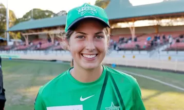 महिला बिग ब्यास लिगमा १९ वर्षीया फ्लिन्टपले बनाइन सबैभन्दा छिटो अर्धशतक प्रहार गर्ने कीर्तिमान