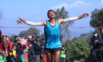 देवराज महतरा लिस्तिकोट दुगुनागढी ट्रेलरेस च्याम्पियन