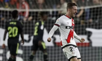 स्पेनिस ला लिगा : रियल मड्रिड भालेकानोसँग पराजित