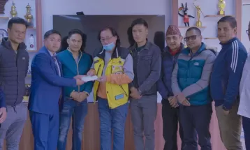 फुटबलर प्रिजेनलाई आर्थिक सहयोग