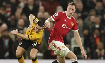 म्यानचेस्टर युनाइटेडले उल्भ्सलाई हरायो