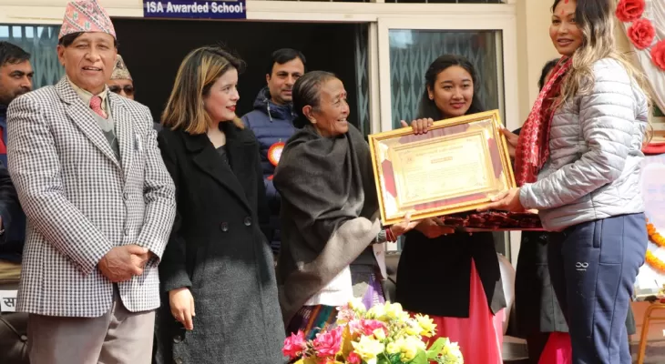 राष्ट्रिय भलिबल खेलाडी रेश्मा सम्मानित