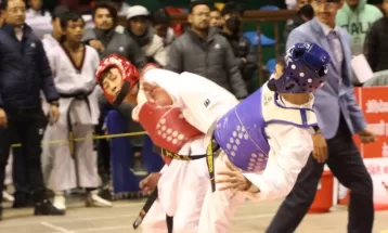 जैशीदेवलका रोशनलाई स्वर्ण