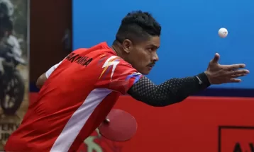 अन्तर्राष्ट्रिय टेबलटेनिस : नवीता र रविना फाइनलमा