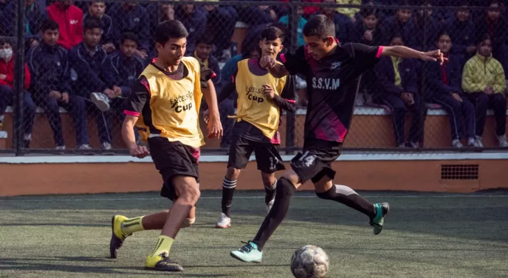 एक्सेल्सियर र काष्ठमण्डप उपाधिनजिक