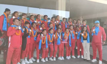 उपविजेता नेपाली टोली स्वदेश फर्कियो