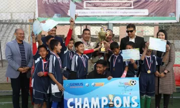 एभेन्सलाई जिनियस फुटसल उपाधि