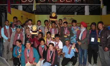 ह्वाइट वाटर र फ्रिडमलाई उपाधि