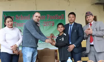 लोयल्टी सेमिफाइनलमा