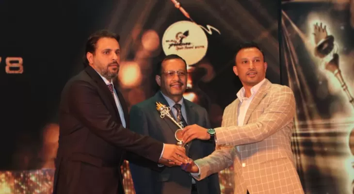 अल्मुताइरीलाई उत्कृष्ट प्रशिक्षक अवार्ड