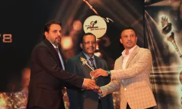 अल्मुताइरीलाई उत्कृष्ट प्रशिक्षक अवार्ड