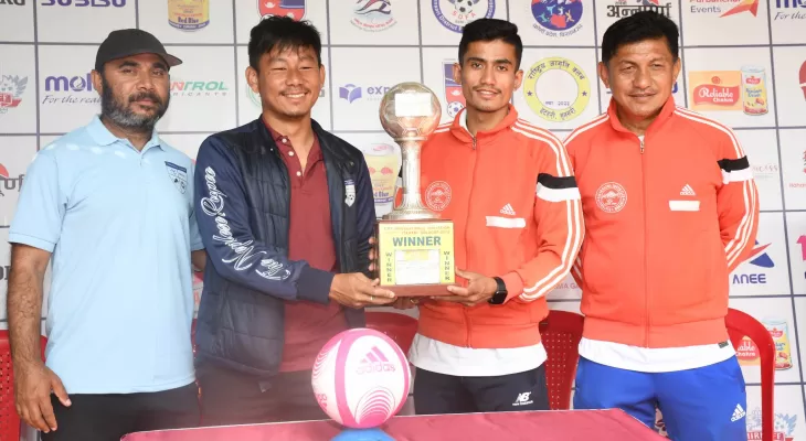 इटहरी गोल्डकप : उपाधी जित्नेमा दुबै टोली ढुक्क