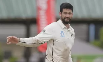 न्यूजिल्याण्डका सोमरभिल अन्तर्राष्ट्रिय क्रिकेटबाट सन्यास लिदै