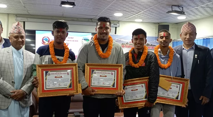 गण्डकी प्रदेश सरकारबाट क्रिकेट खेलाडी नगदसहित पुरस्कृत