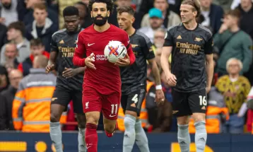 अग्रता जोगाउन नसक्दा आर्सनल लिभरपुलसँग बराबरीमा रोकियो