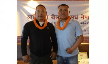 गुरुङ र मगर इङल्यान्ड प्रस्थान