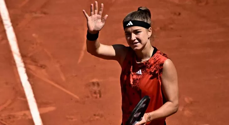 अनवरियता खेलाडी कारोलिना मुचोभाले पहिलो पटक फाइनलमा