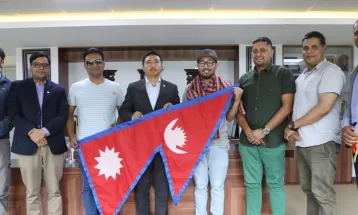 मोटर स्पोर्ट्स क्याटगोरीमा सहभागी हुन जय सिंगापुर जाने