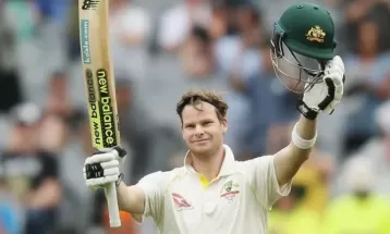 आफ्नो १०० औं टेस्ट खेलमा इतिहास रच्दै स्मिथ