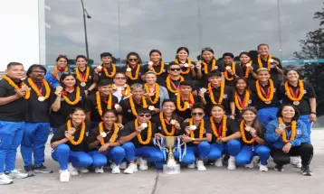 बङ्गलादेशविरुद्ध मैत्रीपूर्ण सिरिज जितेर फुटबल टोली स्वदेश फर्कियो