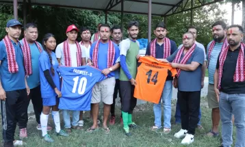 पटेला स्मार्ट क्लबलाई खेल सामग्री सहयोग