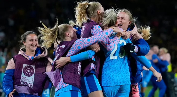 आयोजक अष्ट्रेलियालाई हराउँदै इङ्गल्यान्ड महिला विश्वकप फुटबलको फाइनलमा