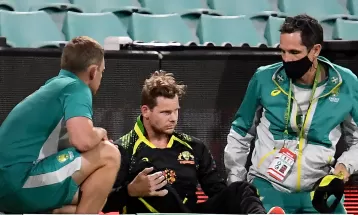 चोटका कारण स्मिथ दक्षिण अफ्रिका भ्रमणबाट बाहिर