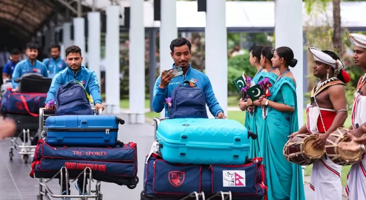 एसिया कप २०२३ : भारतविरूद्धको खेलका लागि नेपाली टोली श्रीलंकामा (फोटो फिचर)