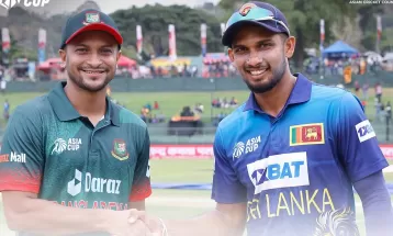 एसिया कप क्रिकेट : श्रीलंकाविरुद्ध बंगलादेशले टस जितेर ब्याटिङ गर्दै