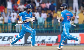 एसिया कप क्रिकेट : भारतद्वारा पाकिस्तानलाई ३५७ रनको लक्ष्य