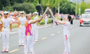 एसियाड टर्च र्‍यालीमा नेपालका बक्सर दीपक महर्जन सहभागि
