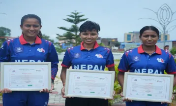 महिला क्रिकेटरलाई गृहनगरमा सम्मान