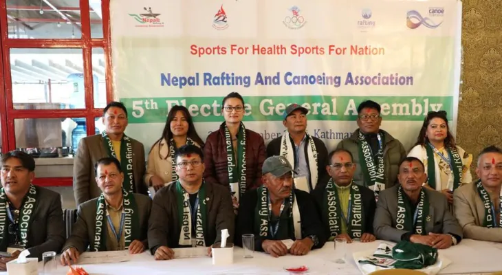 ¥याफ्टिङ एन्ड क्यानोइङमा श्रेष्ठ निर्विरोध