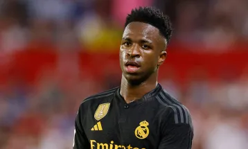भिनिसियस भित्र्याउने पहल गर्दै म्यानचेस्टर युनाइटेड