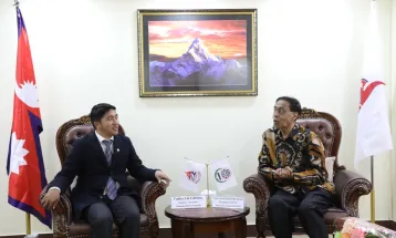 सदस्य–सचिव घिसिङ र केदारबीच भेट