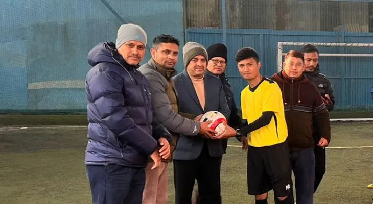 एनप्याब्सन खेलकुद सप्ताह : ग्रिनविच सेमिफाइनलमा