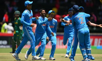 दक्षिण अफ्रिकालाई हराउँदै भारत यू-१९ विश्वकपको फाइनलमा