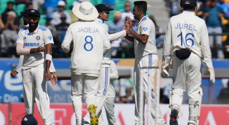 इंग्ल्यान्डलाई हराउँदै भारत डब्ल्युटिसीको शीर्ष स्थानमा उक्लियो